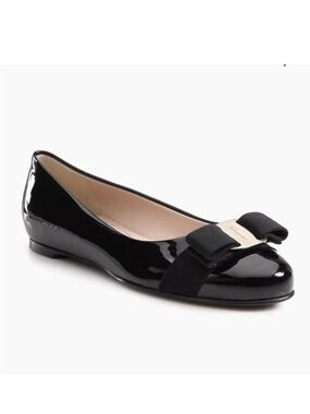EUC FERRAGAMO Varina Patent Leather Ballet Flats - Size 7
